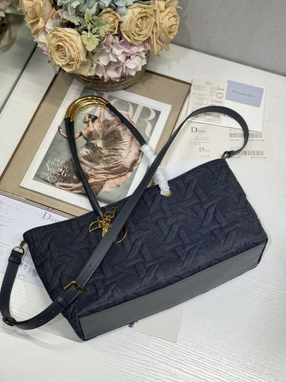 MEDIUM 37 TOUJOURS BAG IN BLACK CANNAGE DENIM