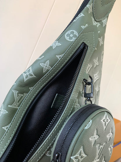 DUO CROSSBAG BAG 42 IN GREEN AND WHITE MONOGRAM SHADOW COWHIDE